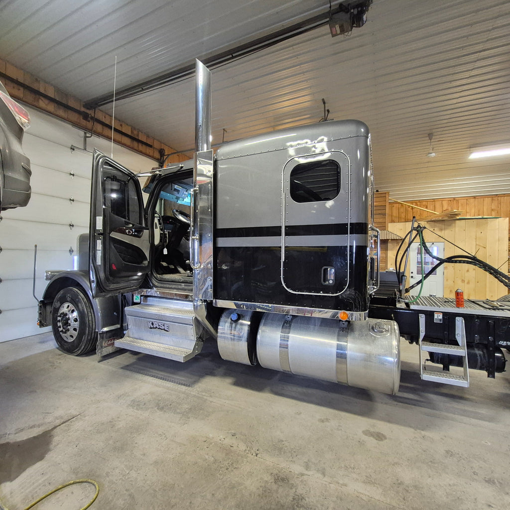 Custom Bolt-on Hardwood CB Mounts for Peterbilt 589 / 579 / 567
